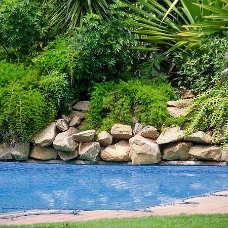 Hotel Hillside Manor Bulawayo Esterno foto